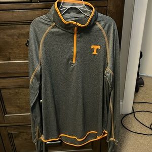Women’s Tennessee volunteer pullover. Size small